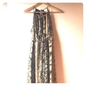 Maternity maxi dress